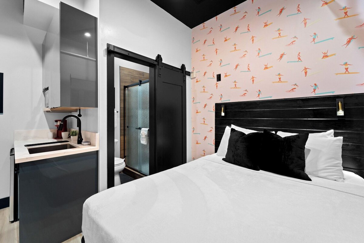 Double Queen Size Bed