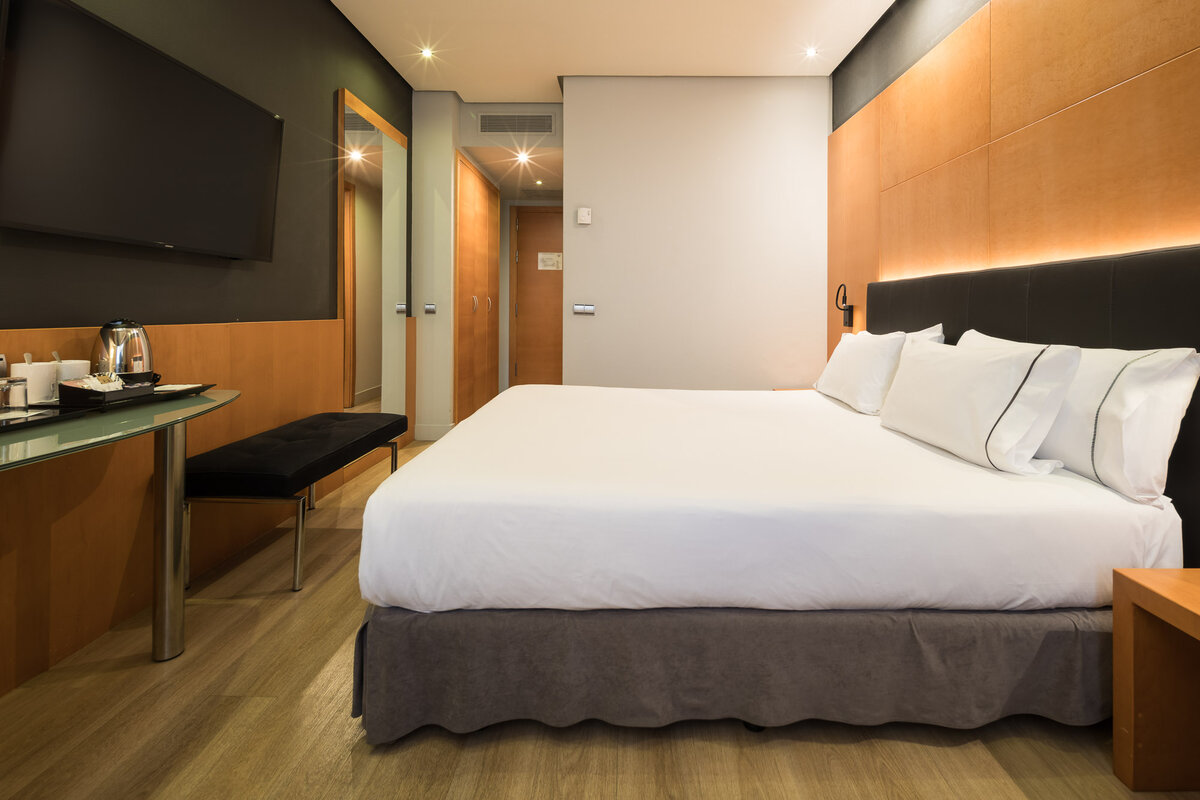 Double or Twin Standard