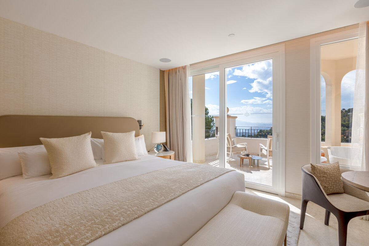 Suite Two Bedrooms Two Bathrooms