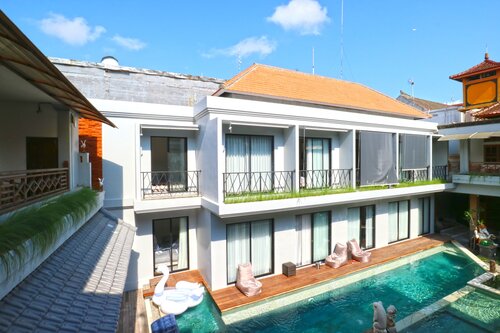 Gemini Star Hotel Kuta by Zuzu