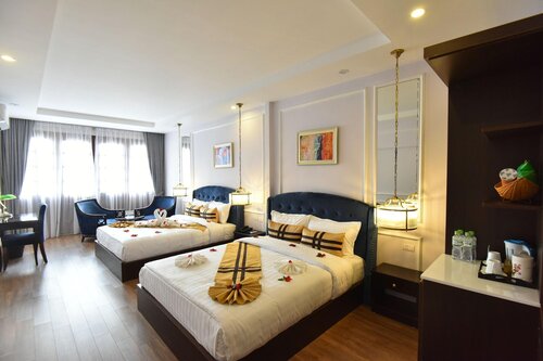 S Central Hotel & Spa