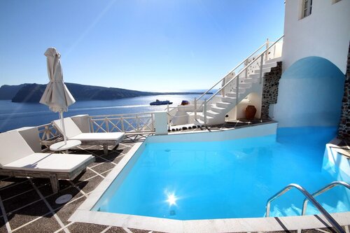Oia Mare Villas