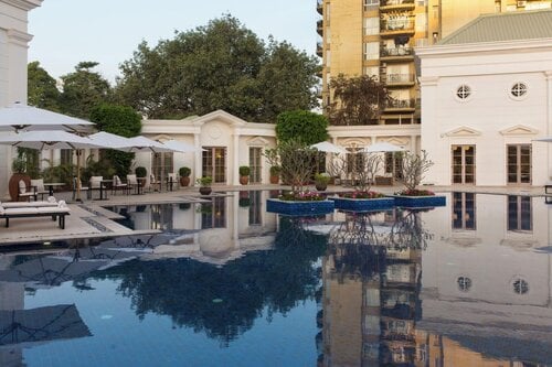 Dlf Club 4