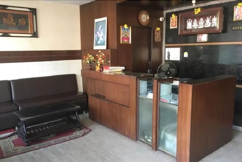 Iroomz Amrutha Residency