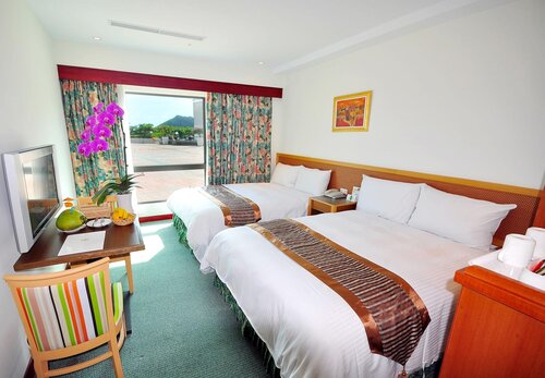 Howard Beach Resort Superior House