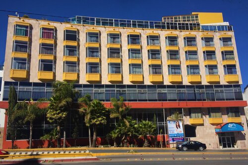 Hotel Arroyo De La Plata