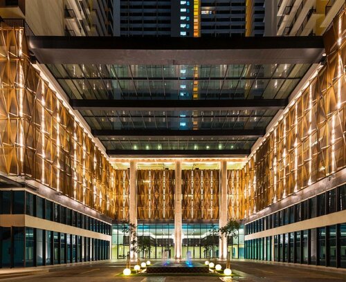 De Houz Trefoil Setia Alam Home Stay