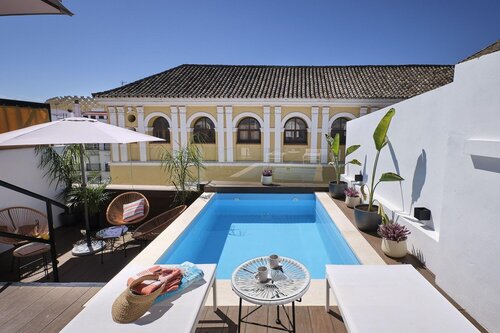 Sweet Sevilla Suites
