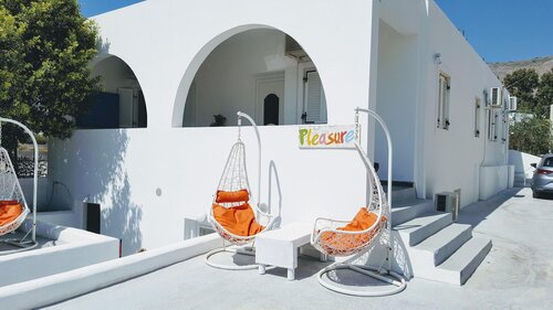 Pleasure Beachside Studios