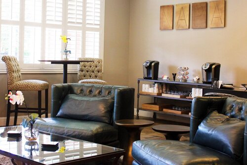 Bel Abri Napa Valley Inn