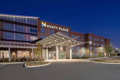 Hyatt Place Bakersfield