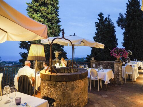 Monaci delle Terre Nere