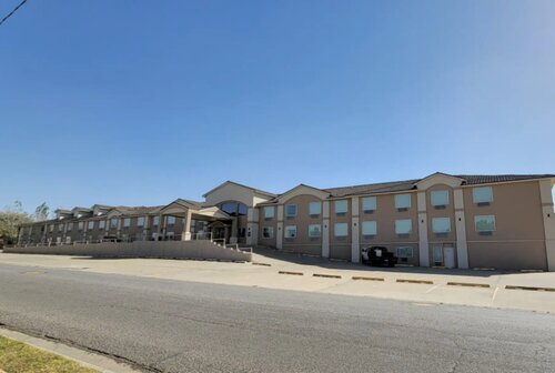 FairBridge Inn & Suites Canadian