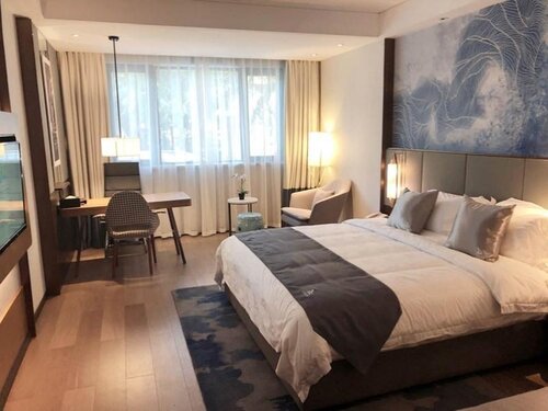 Greentree Eastern Anshun Town Huangguoshu Avenue J