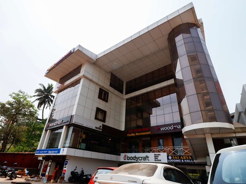 Capital O 71598 Sai Arya Residency