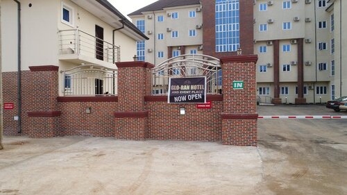 Glo-ran Hotel and Event Place