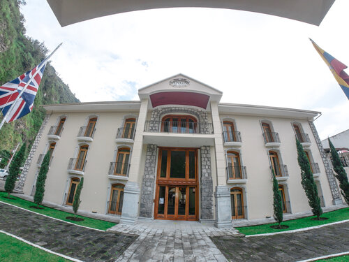 Sangay Spa Hotel