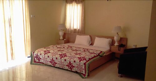 Meridian Drive Hotel