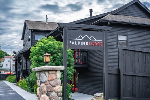 The Alpine Lodge