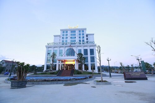 Muong Thanh Grand Con Cuong Hotel