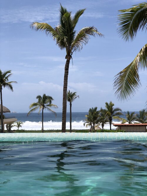 Marea Beachfront Villas