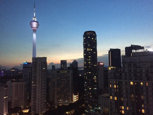 Soho Suites At Klcc By Plush