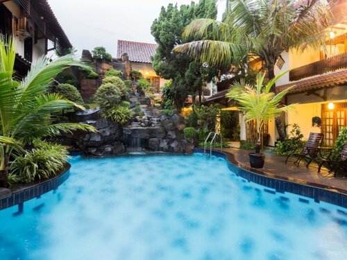 Duta Garden Boutique Villa
