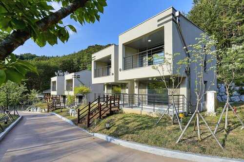 Geumgangsong Ecorium