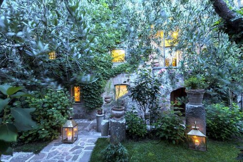 Corte della Maestà Antiche Residenze