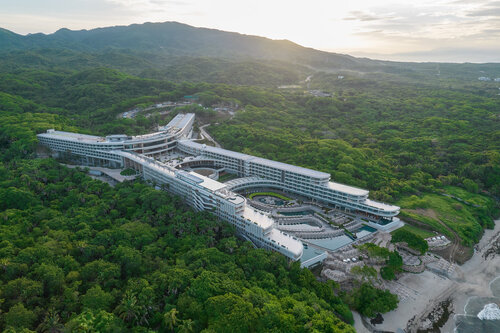 Secrets Bahía Mita Surf & Spa