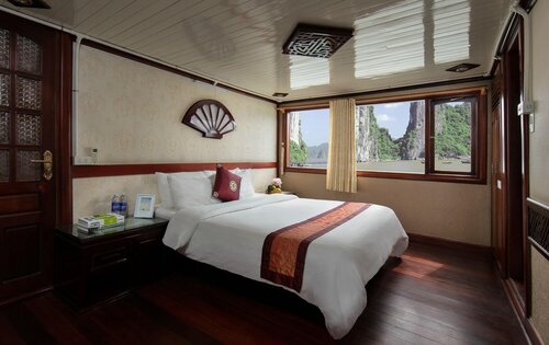 Halong Fantasea Cruise