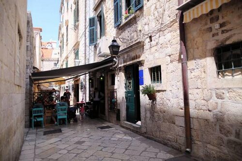 Apartments & Rooms Lejletul