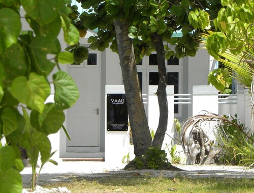 Vaali Beach Lodge Maldives