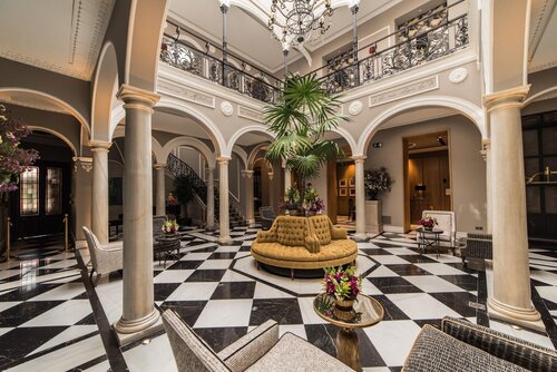 Casa Palacio María Luisa