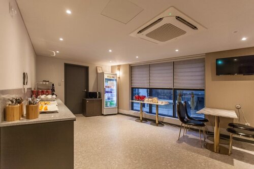 Browndot Hotel Hadan