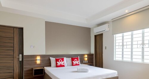 Zen Rooms V Plaza Manila