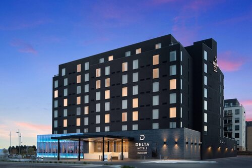 Delta Hotels By Marriott Thunder Bay