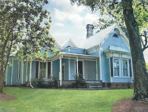 Adair Manor Bed& Breakfast