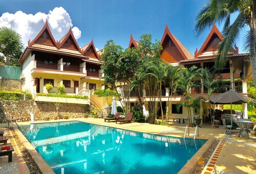 Kata Interhouse Resort