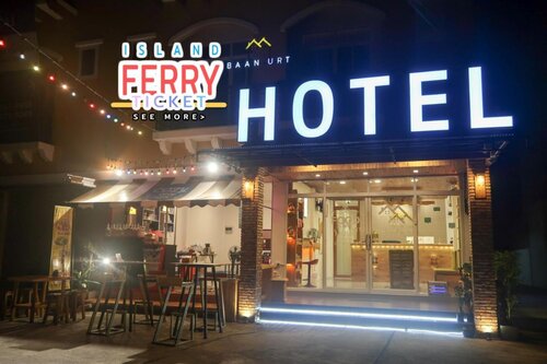 Baan URT Suratthani Airport Hotel by ZUZU