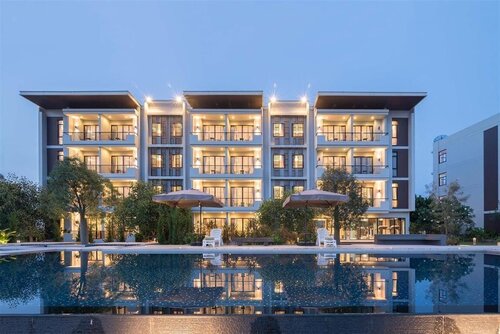 Green Ville Laguna Hotel