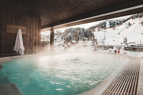 Anthony's Life & Style Hotel