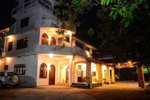 Shanthi Beach Resort