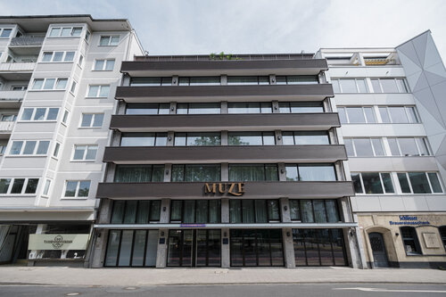 MUZE Hotel Dusseldorf - Handwritten Collection