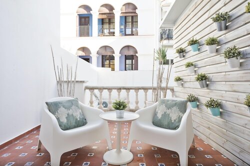 Sitges Group Blue and White