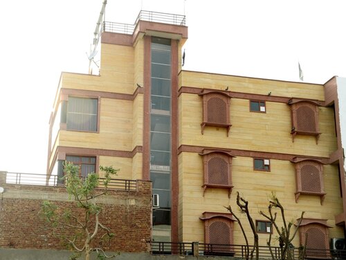 OYO 12849 Hotel Grand Akshay