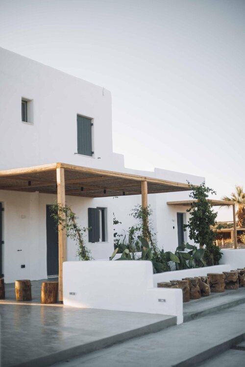 Seesoo Paros Beachfront Resort