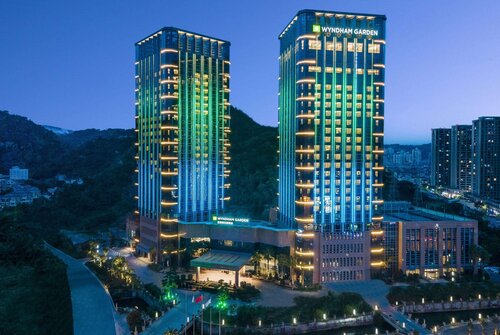Wyndham Garden Yuhuan Downtown
