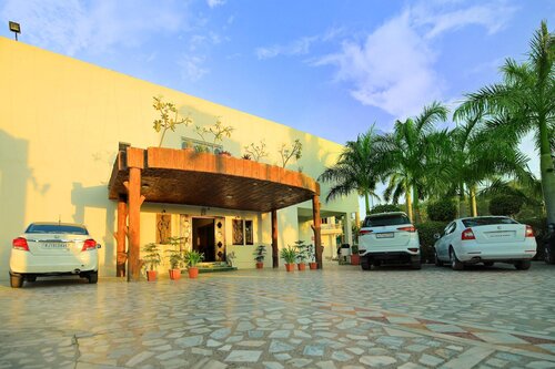 Hotel Chandrawati Palace