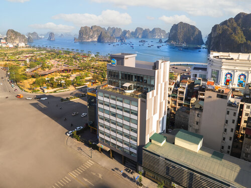 Tru by Hilton Ha Long Hon Gai Centre